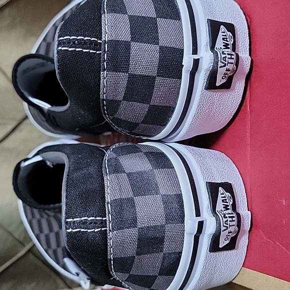NWT- Vans Unisex ‘Classic’ Checkerboard Slip On - Picture 6 of 7